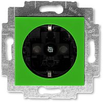 Розетка с заземлением без рамки ABB EPJ Levit 1-м. шторки зеленый/дымчатый чёрный картинка